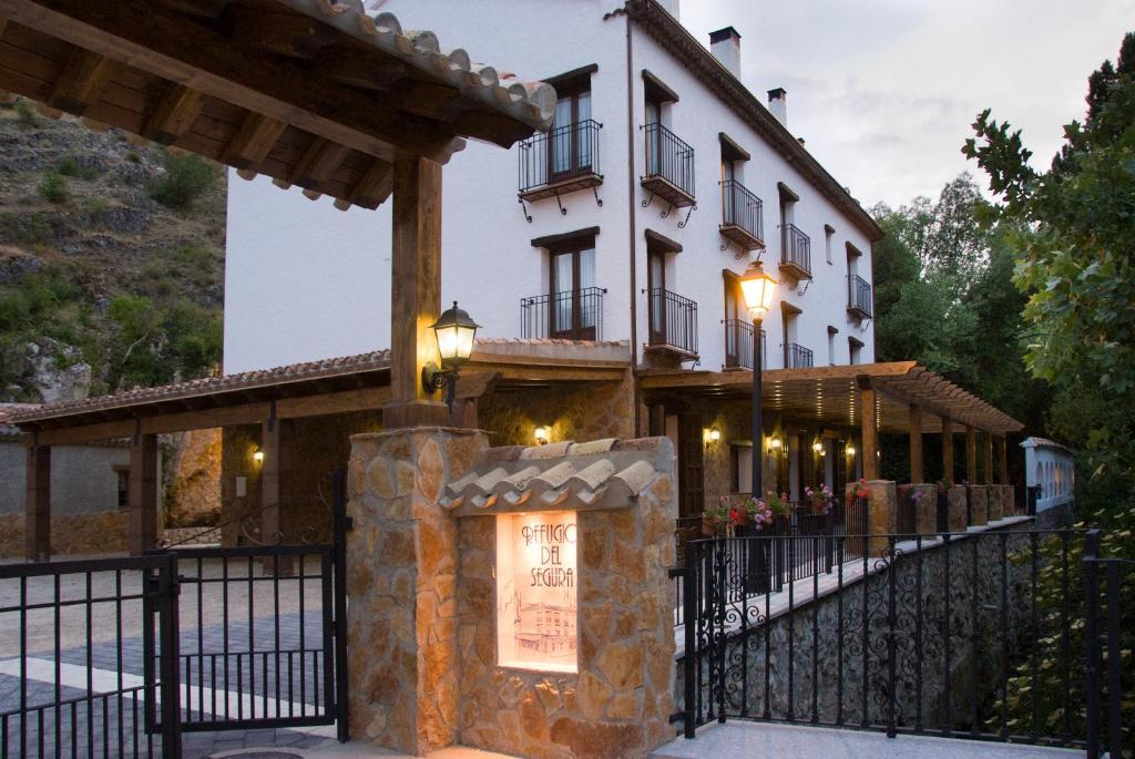 Refugio Del Segura Pontones (Andalucia)